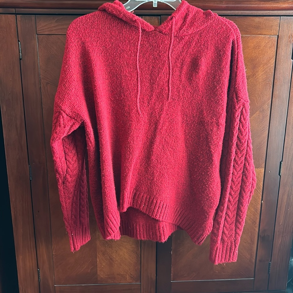 Red hoodie sweater. St. John’s Bay size M. Gently used & in EXCELLENT condition